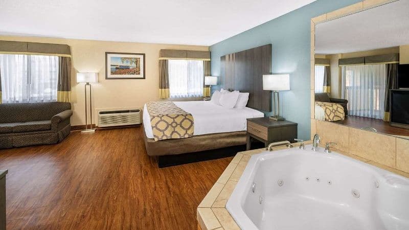 Baymont by Wyndham Tupelo hotel photo 3
