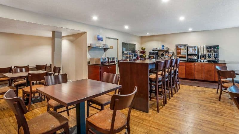 Best Western Oak Manor hotel photo 5