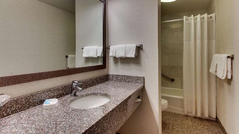 Drury Inn & Suites Meridian hotel photo 5