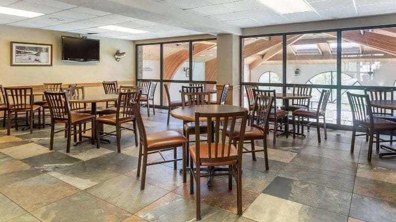 Comfort Inn at Thousand Hills hotel photo 5