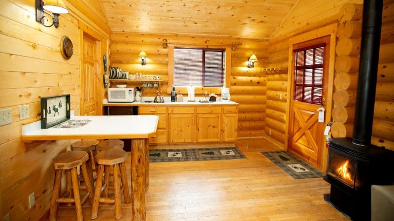 Beartooth Hideaway Inn & Cabins hotel photo 4