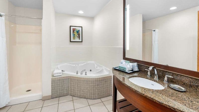 Best Western Rocky Mountain Lodge hotel photo 2