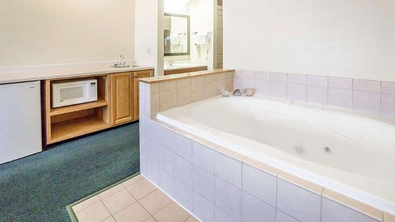 FairBridge Inn & Suites Glendive hotel photo 2