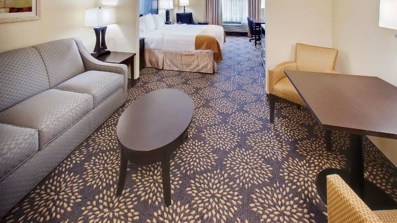 Holiday Inn Express & Suites Grand Island, an IHG Hotel hotel photo 4