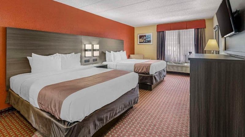 Quality Inn & Suites hotel photo 3