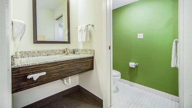 Sleep Inn & Suites Columbus hotel photo 3