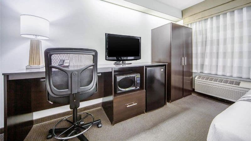 Sleep Inn & Suites Columbus hotel photo 4