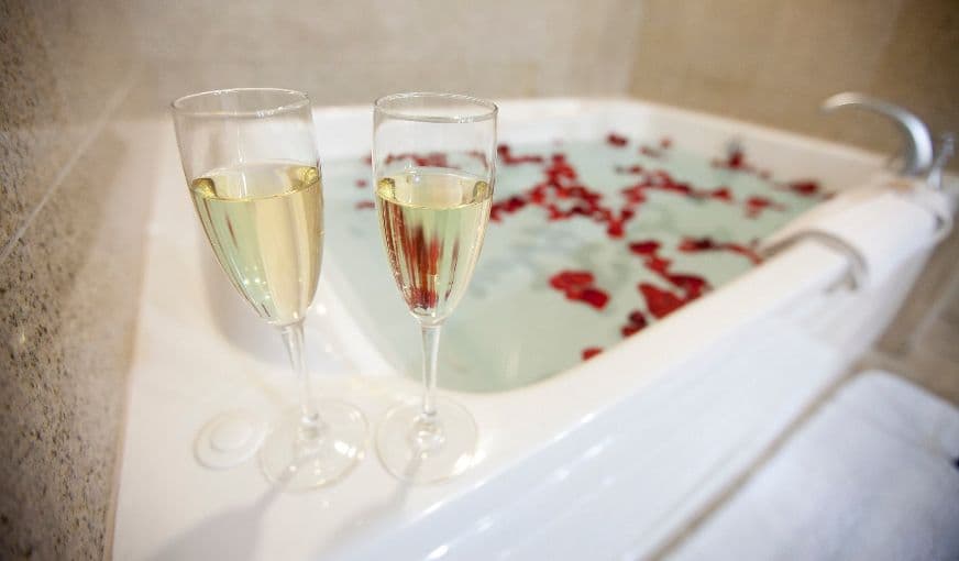 The Platinum Hotel Jacuzzi room