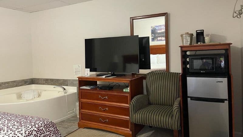 Colonial Motel hotel photo 2
