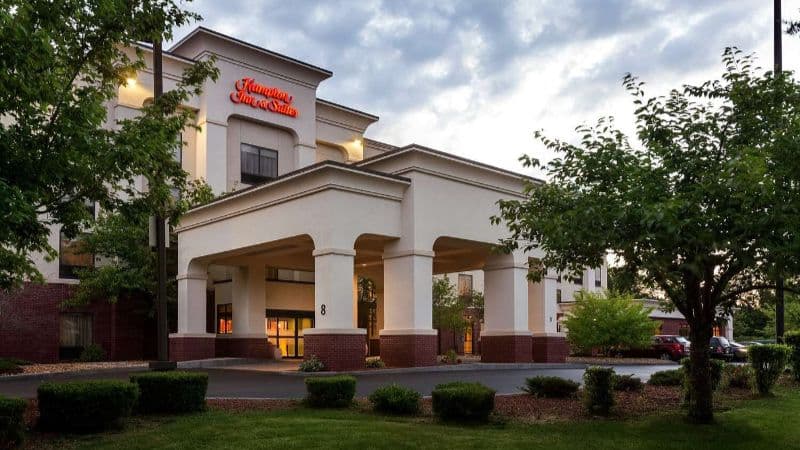 Hampton Inn & Suites Manchester-Bedford hotel photo 5