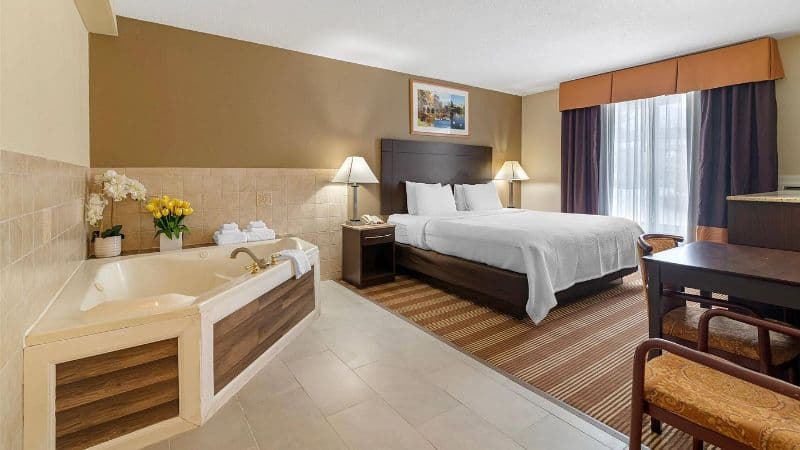 Quality Inn hotel photo 2