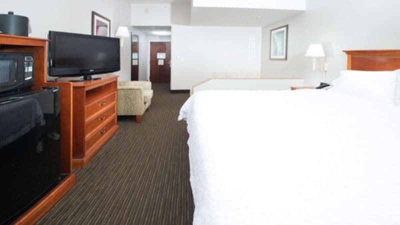 Hampton Inn Linden hotel photo 2