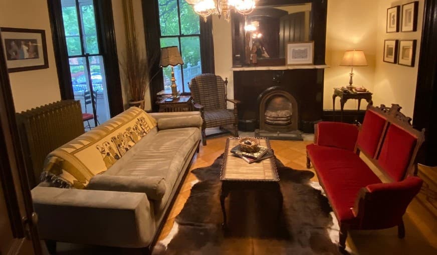 Akwaaba Mansion Bed & Breakfast hotel photo 4