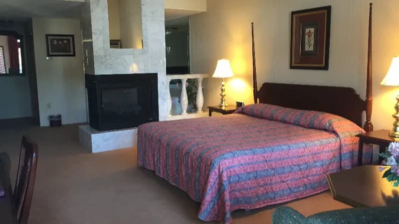 Lockport Inn and Suites hotel photo 3
