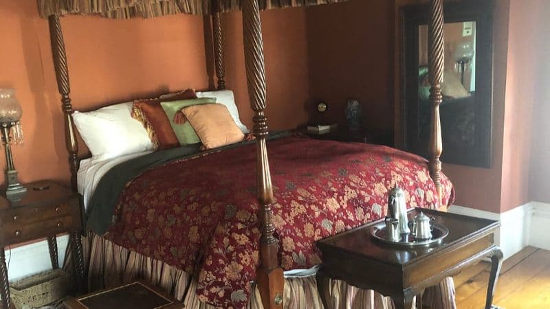 Oakcliff Bed and Breakfast hotel photo 2