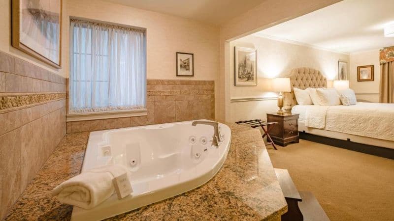 Red Coach Inn hotel photo 2