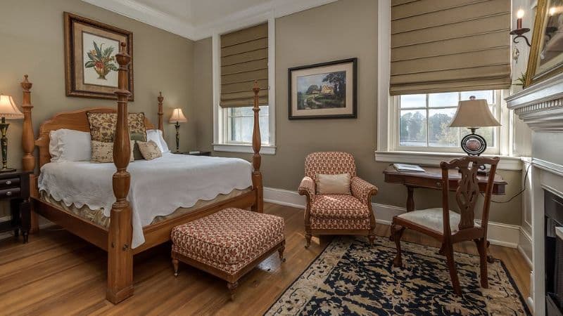 The Firehouse Inn hotel photo 2