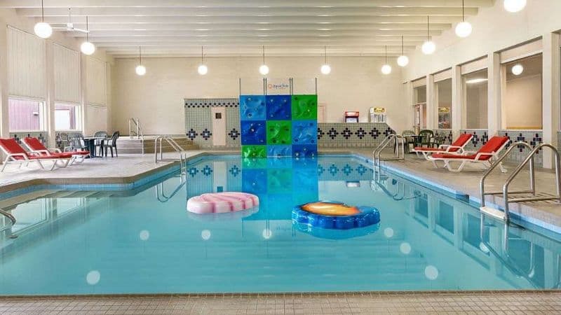 Ramada by Wyndham Bismarck hotel photo 5