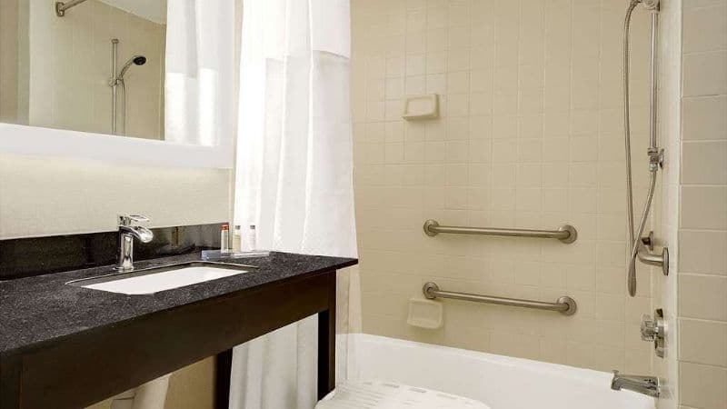 Wingate by Wyndham Fargo hotel photo 2