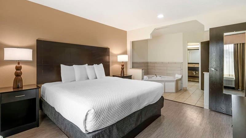 Best Western Suites Columbus hotel photo 2