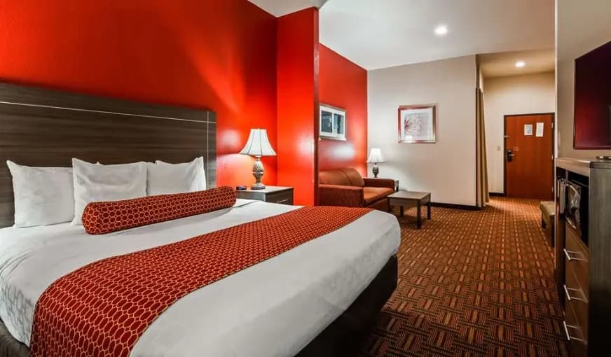 Best Western Plus Memorial Inn hotel photo 2