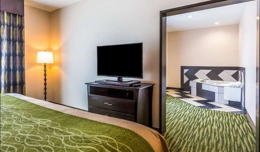 Comfort Inn & Suites Moore – Oklahoma City hotel photo 2