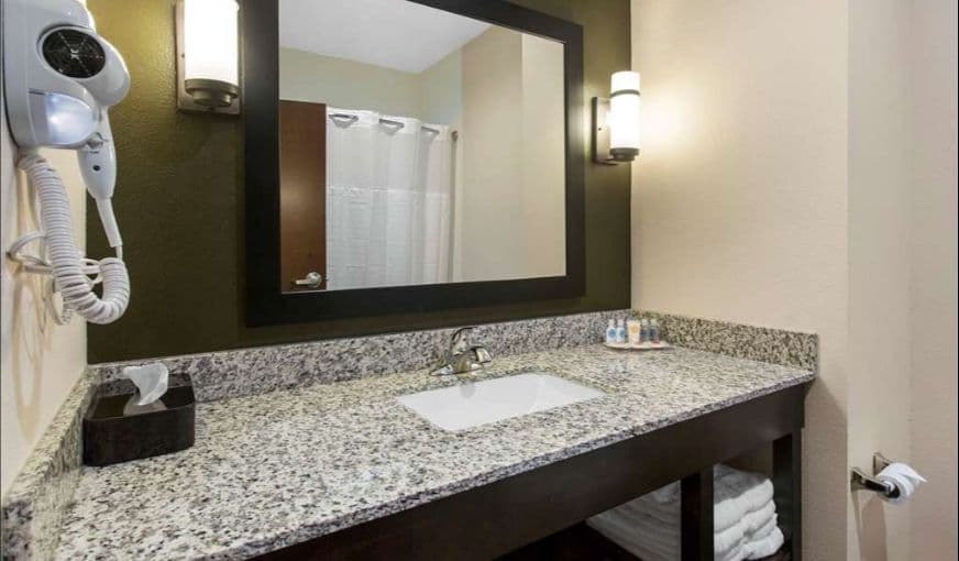 Comfort Inn & Suites Moore – Oklahoma City hotel photo 4