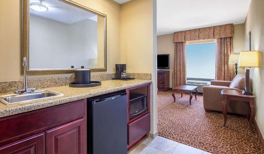 Hampton Inn & Suites hotel photo 4