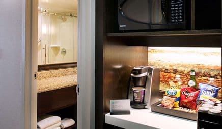 Embassy Suites by Hilton Portland Tigard hotel photo 4