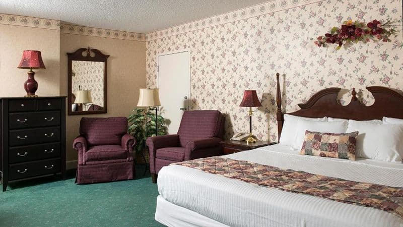 Bird-In-Hand Family Inn hotel photo 2