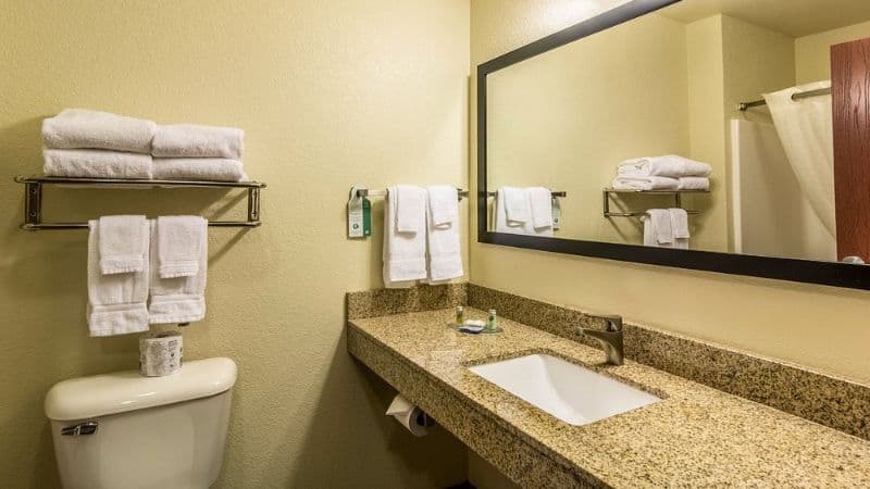 Cobblestone Hotel & Suites – Erie hotel photo 3