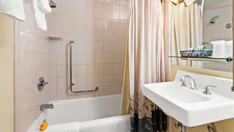 Genetti Hotel, SureStay Collection by Best Western hotel photo 3