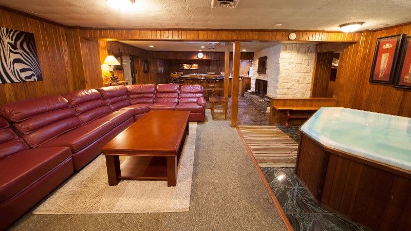 Log Cabin Lodge and Suites hotel photo 3