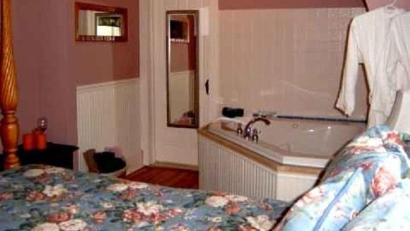 The Brookview Manor hotel photo 2