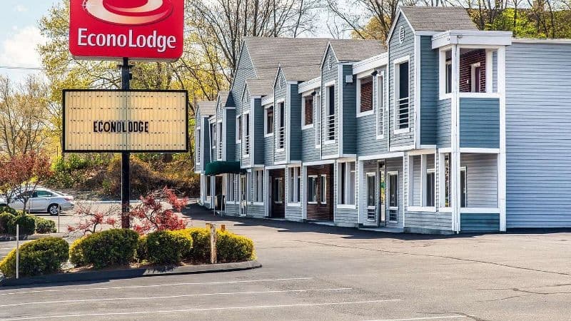 Econo Lodge Cranston hotel photo 5