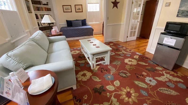 Howland House Inn hotel photo 3