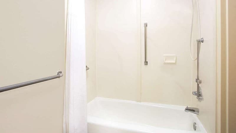 Days Inn by Wyndham Easley West of Greenville/Clemson Area hotel photo 2