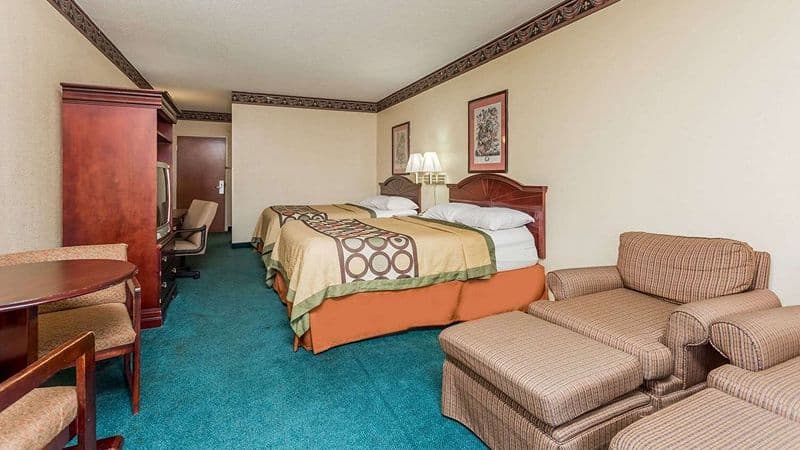 Super 8 by Wyndham Piedmont Greenville Area hotel photo 3