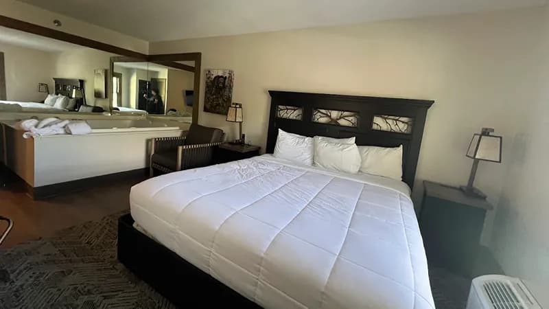 Black Bear Inn & Suites hotel photo 3