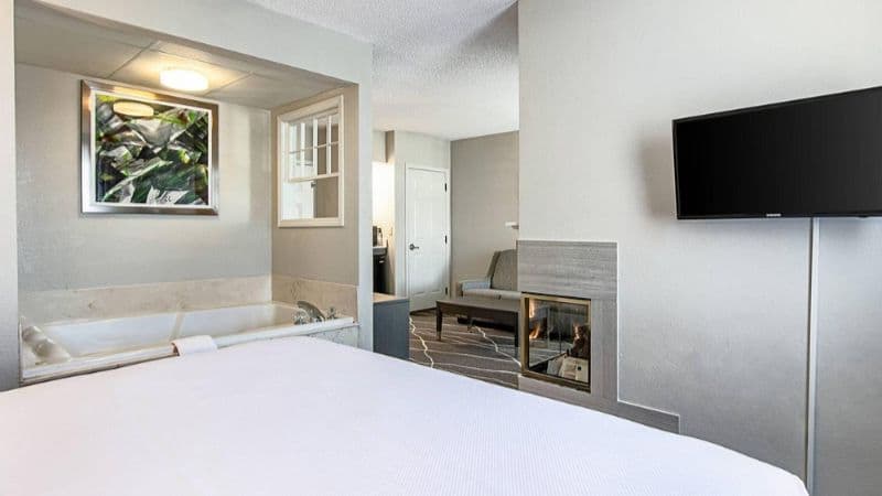 Clarion Inn Willow River hotel photo 2