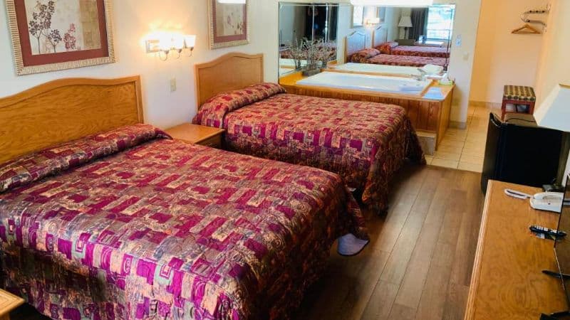 Landmark Inn hotel photo 3