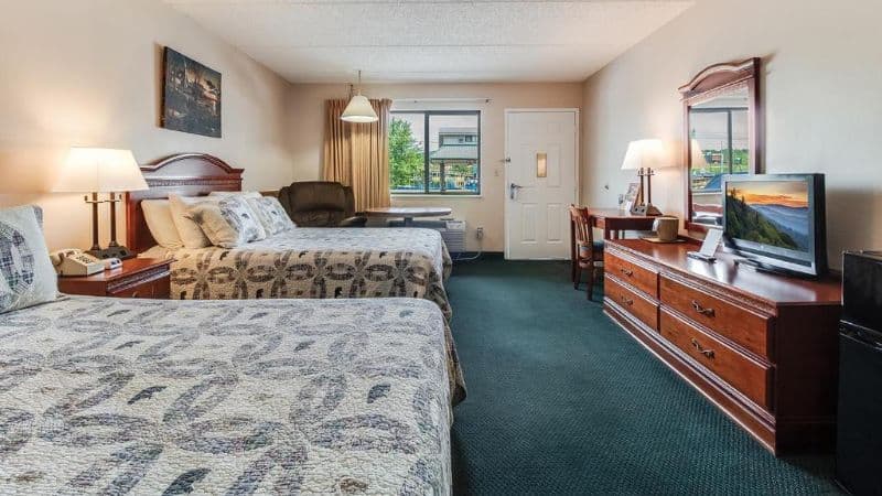 Mountain Breeze Motel hotel photo 4