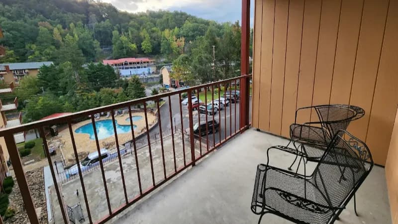 Quality Inn & Suites Gatlinburg hotel photo 4