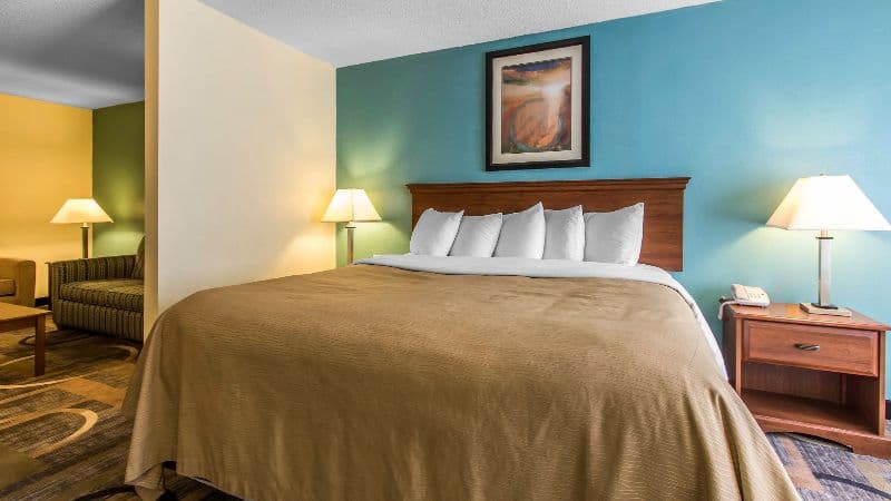 Quality Inn & Suites Memphis hotel photo 3