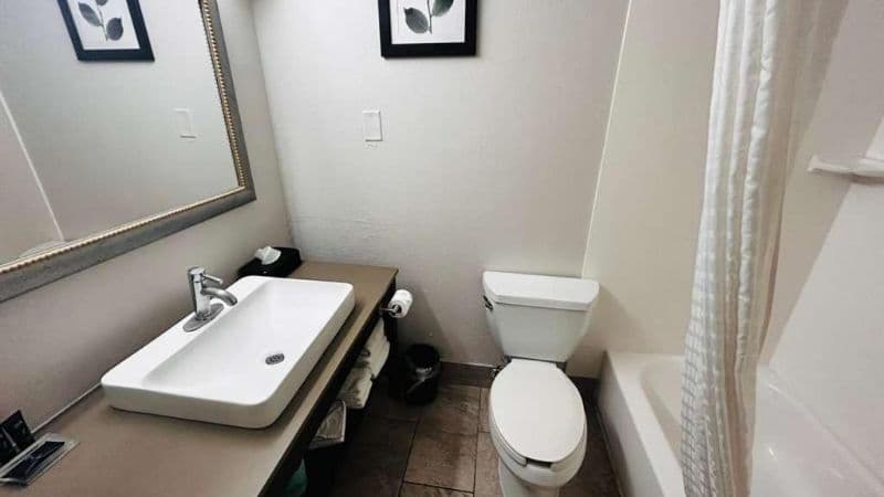 Radiant Inn And Suites hotel photo 4