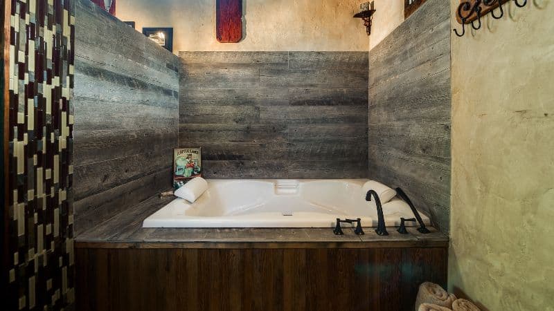 Barons Creekside hotel photo 3