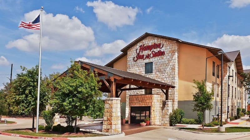 Hampton Inn and Suites Austin – Lakeway hotel photo 4