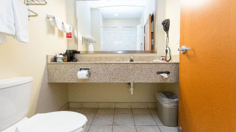 Ramada by Wyndham College Station hotel photo 4