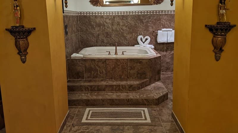 Anniversary Inn Logan hotel photo 2