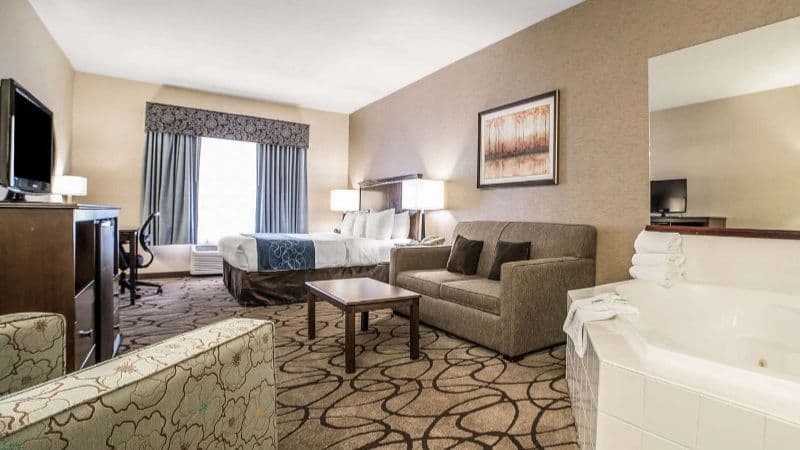 Comfort Suites Airport hotel photo 4